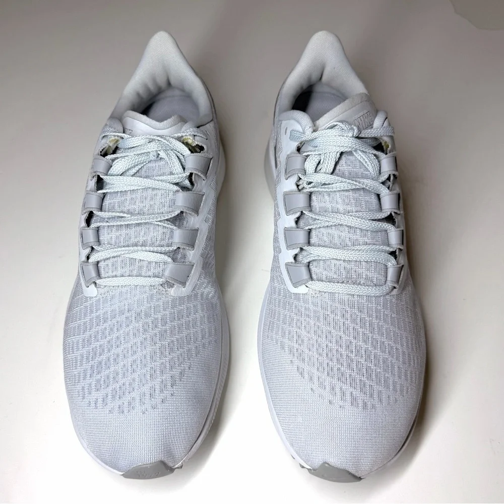 Nike Women’s Air Zoom Pegasus 37 Running Sneakers Gray Size- 11.5